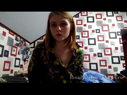❤️ Errusiako ikasle ilehoria gazteak polla handiagoak gustatzen zaizkio. Sexua pornoan eu.sexvideogif.ru ❌️❤